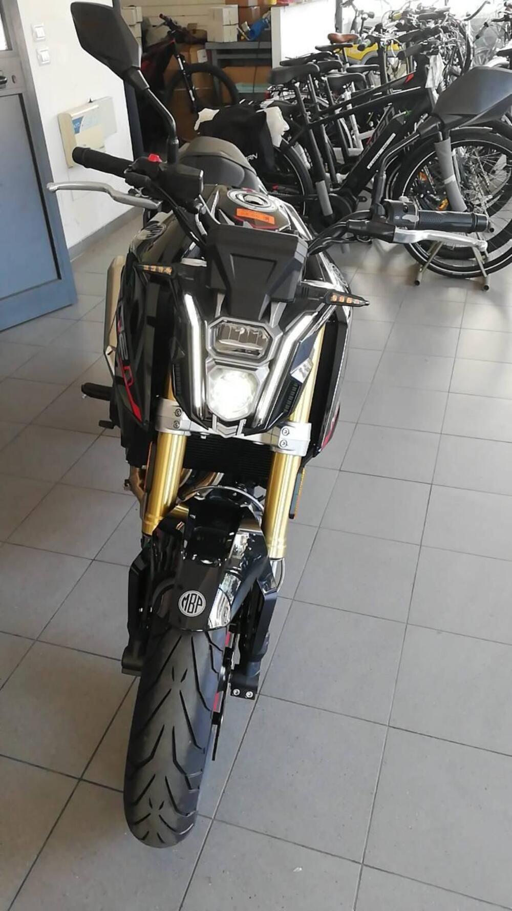 MBP M502N (2022 - 24) (2)