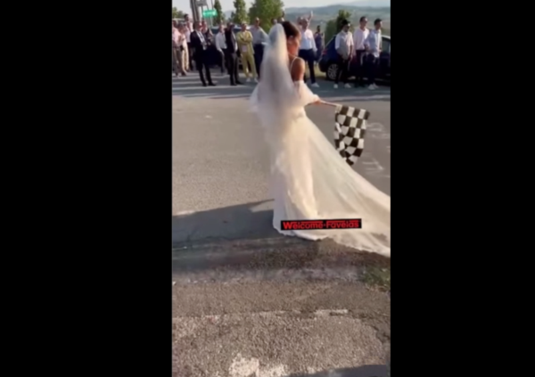 Vi dichiaro ferito e moglie: si schianta con la moto per arrivare dalla sposa [VIDEO]