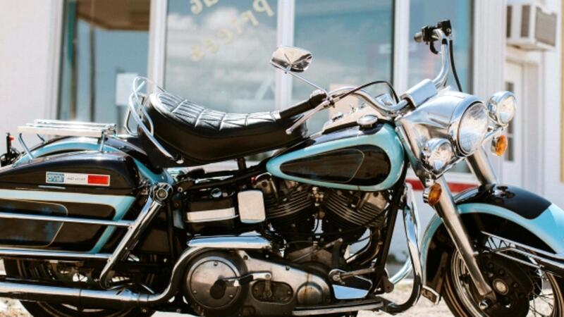 Che ci fa l&#039;Harley-Davidson di Elvis ancora all&#039;asta?