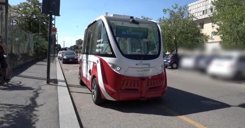 A Torino parte l&#039;esperimento: navette a guida autonoma in giro [VIDEO]