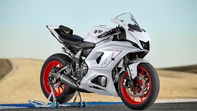 Yamaha R7: negli USA c&#039;&egrave; gi&agrave; la versione 2023