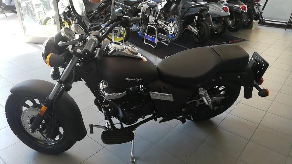 Keeway Motor Superlight 125 (2021 - 26) (3)