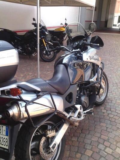 Honda Varadero 1000 (2003 - 11) usata