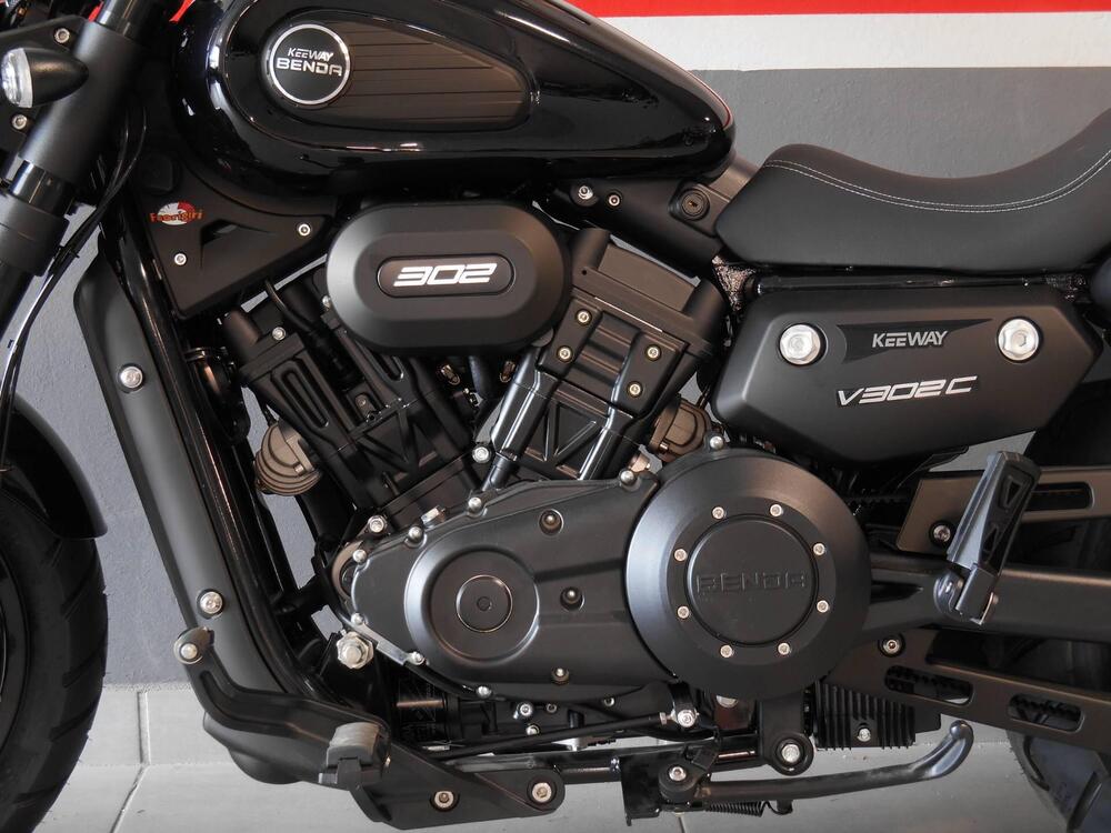 Keeway Motor V302 C (2022 - 25) (7)