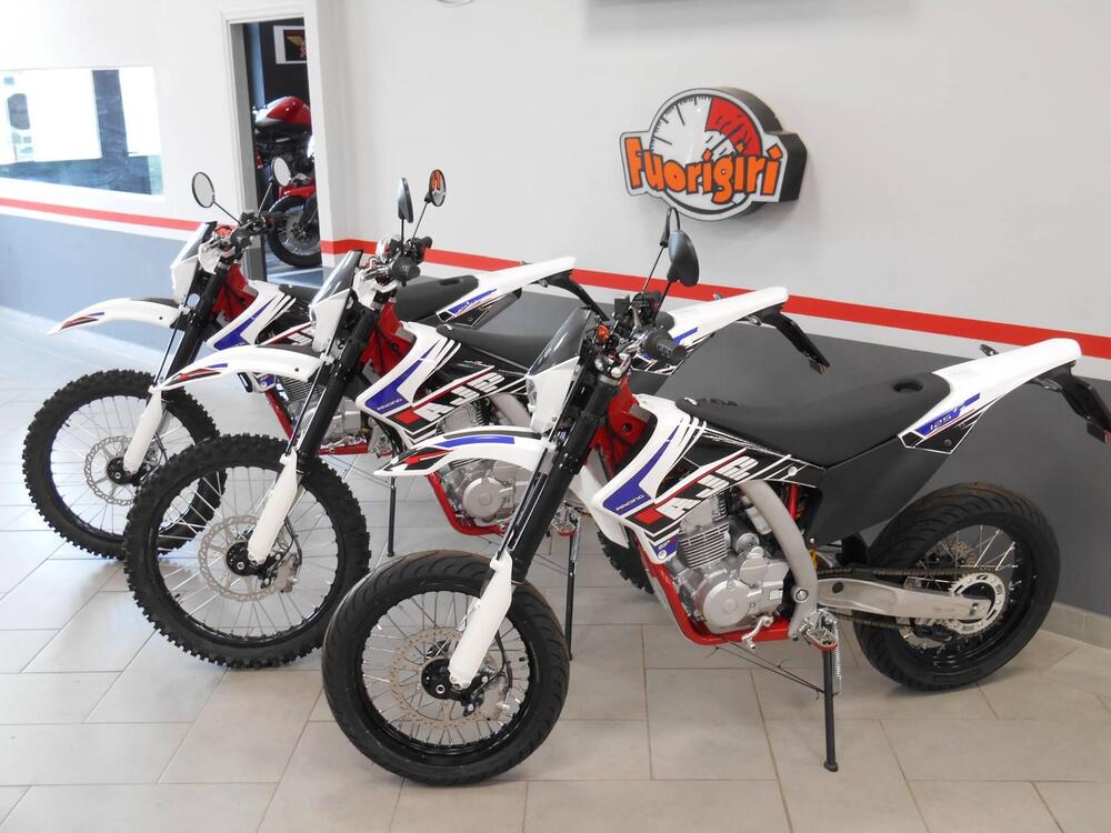 AJP SPR 240 Enduro (2023 - 25) (5)