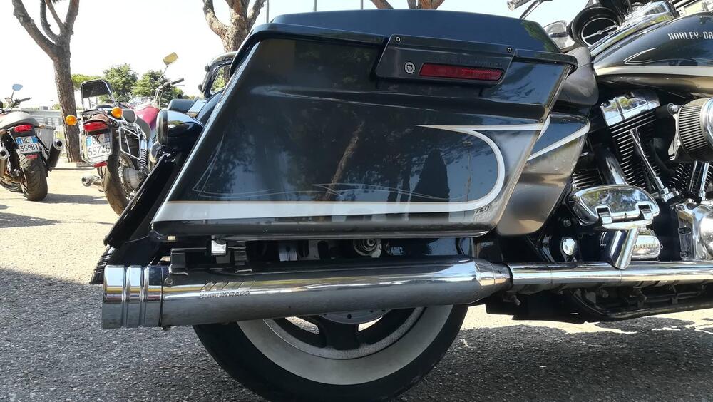 Harley-Davidson 1584 Street Glide (2008 - 10) - FLHX (2)