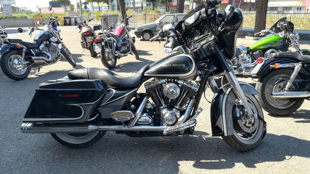 Harley-Davidson 1584 Street Glide (2008 - 10) - FLHX
