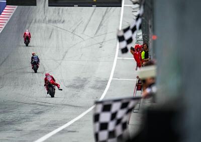 Gara Sprint in MotoGP: il tema è sempre più caldo. L'intervento di Ezpeleta jr