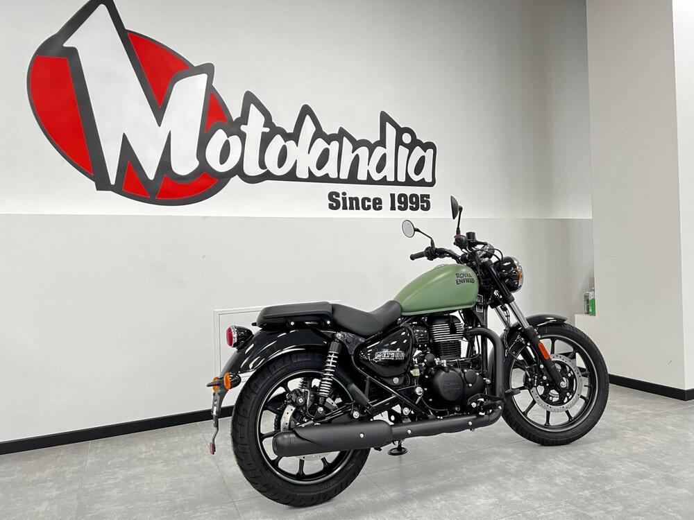 Royal Enfield Meteor 350 Fireball (2021 - 25) (3)