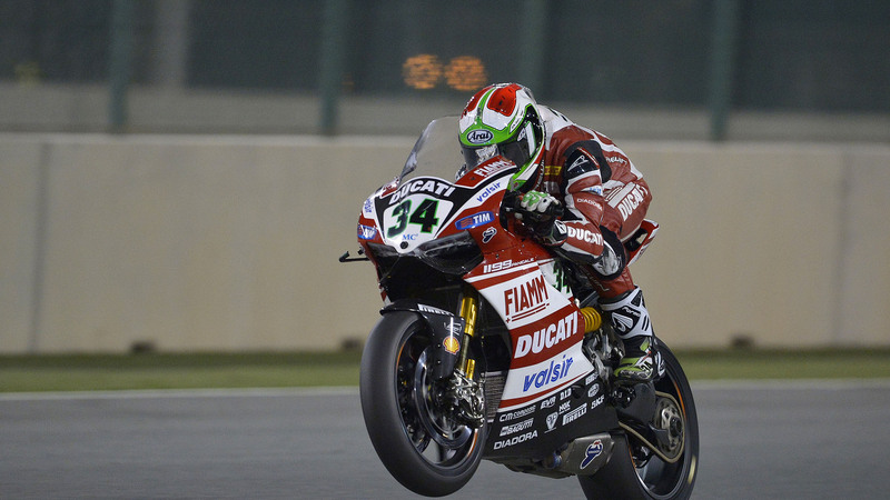 Giugliano chiude in testa le prove SBK di Losail