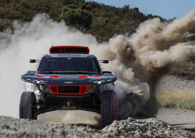 Dakar. Audi lancia l&rsquo;Astronave RS Q e-tron E2