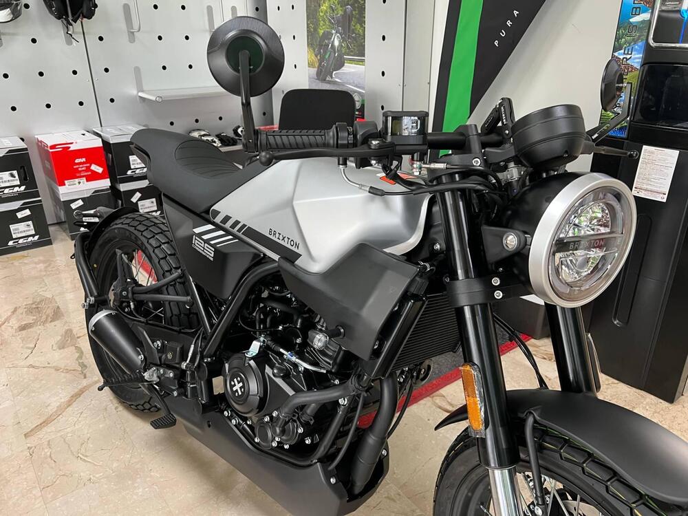 Brixton Motorcycles Crossfire 125 (2023 - 25) (2)