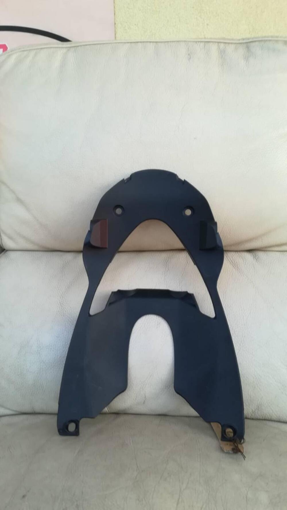 PARAFANGO SOTTOCODONE POSTERIORE DUCATI SCRAMBLER (2)