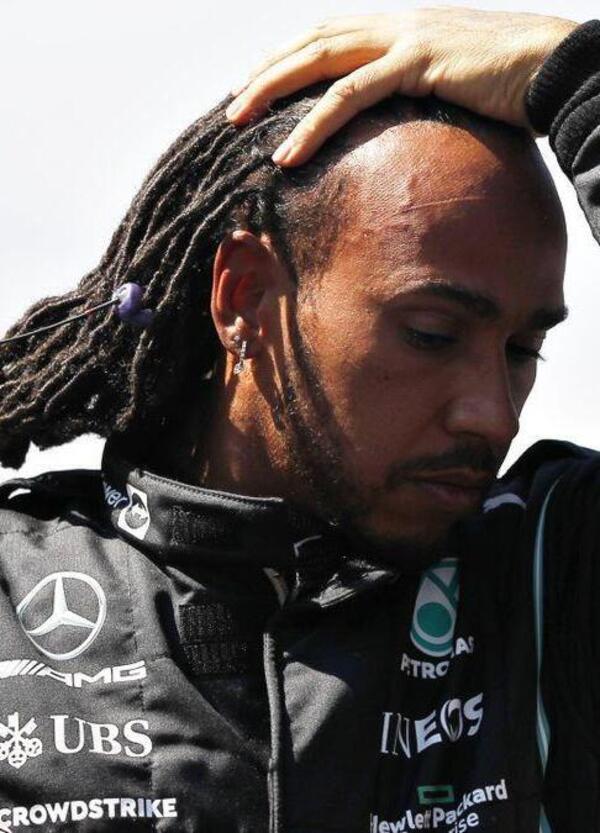 Lewis Hamilton furioso con la Mercedes ringrazia comunque i suoi uomini: le sue parole