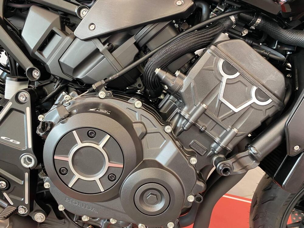 Honda CB 1000 R Black Edition (2021 - 25) (5)