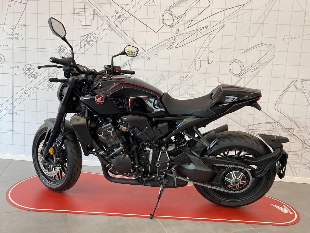 Honda CB 1000 R Black Edition (2021 - 25) (20)