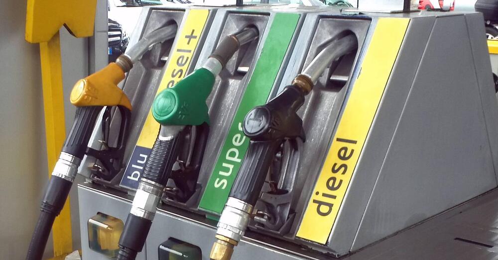 Perch&eacute; il diesel costa pi&ugrave; della benzina? E i prezzi continueranno ad aumentare...