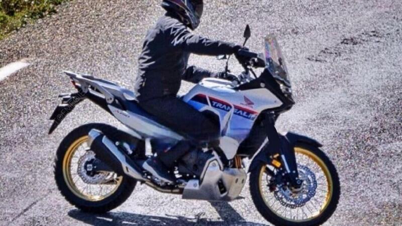 Nuova Honda Transalp 750: eccola! [Foto spia]