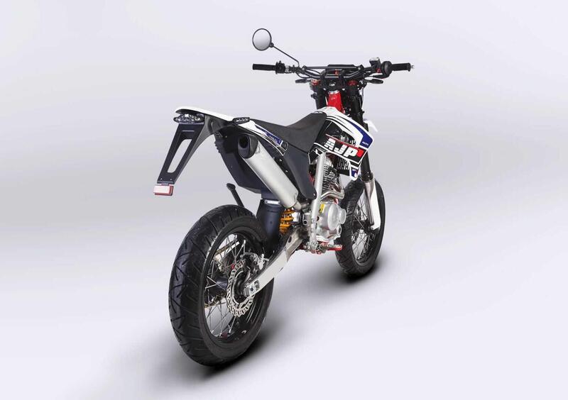 AJP SPR 125 SPR 125 Supermoto (2023 - 25) (3)