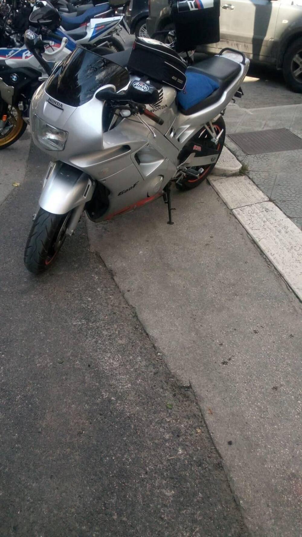 Honda CBR 600 F (2)