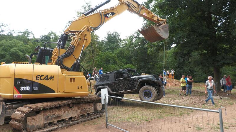 Tutte le Jeep del Jeepers Meeting: marce corte, gomme sporche [VIDEO]