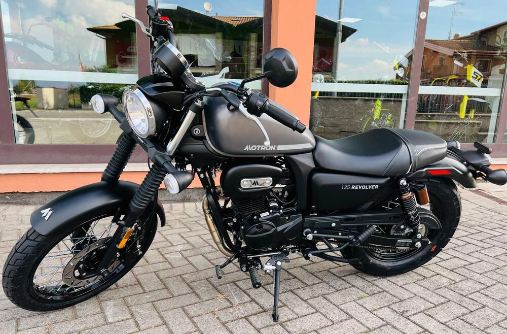 Motron Motorcycles Revolver 125 (2021 - 25) (3)