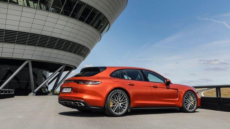 Porsche Panamera: fra tre anni perde il termico e sar&agrave; elettrica