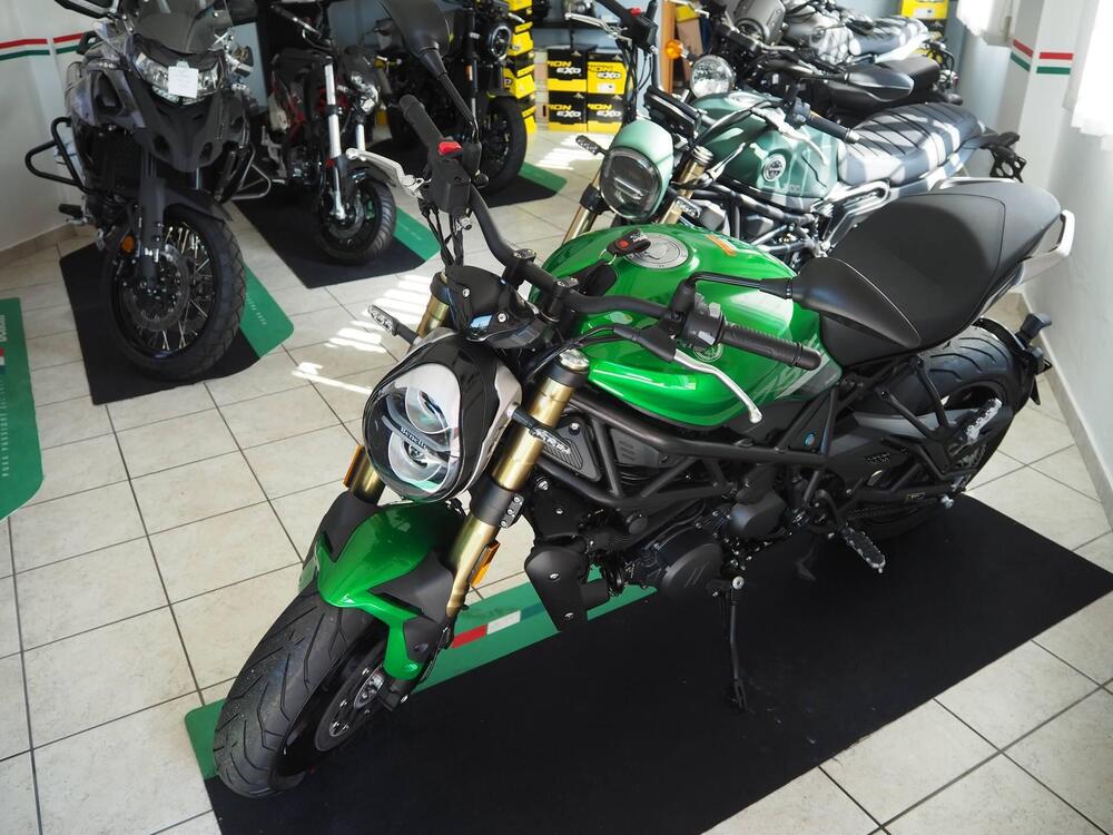 Benelli 752 S (2022 - 25) (4)