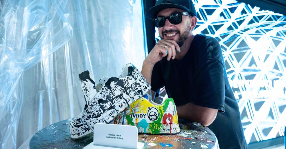 Al Cupra Garage le migliori sneaker collezionate da Jacopo De Carli e il laboratorio creativo di Tvboy