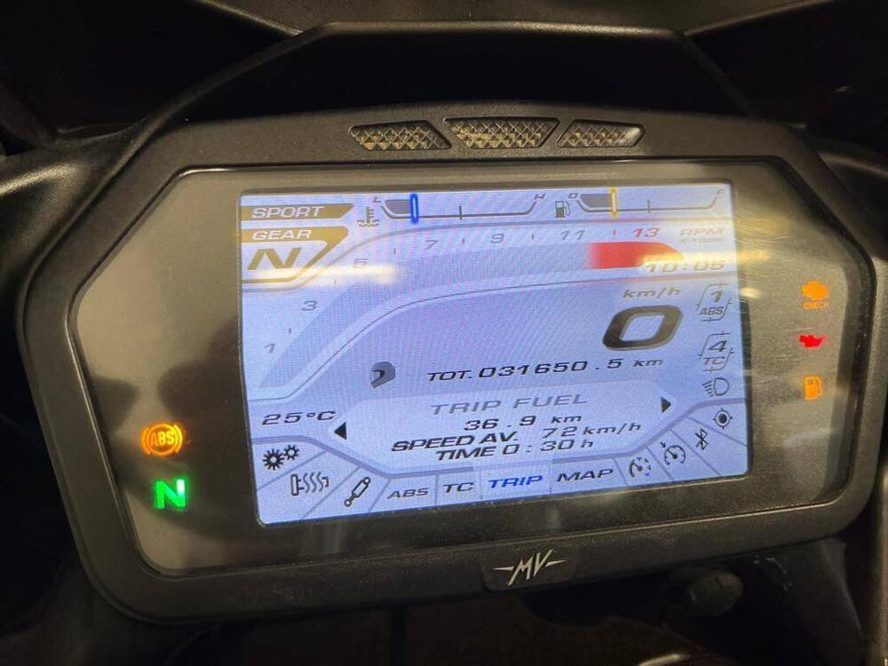 MV Agusta Turismo Veloce 800 Lusso SCS (2018 - 19) (3)