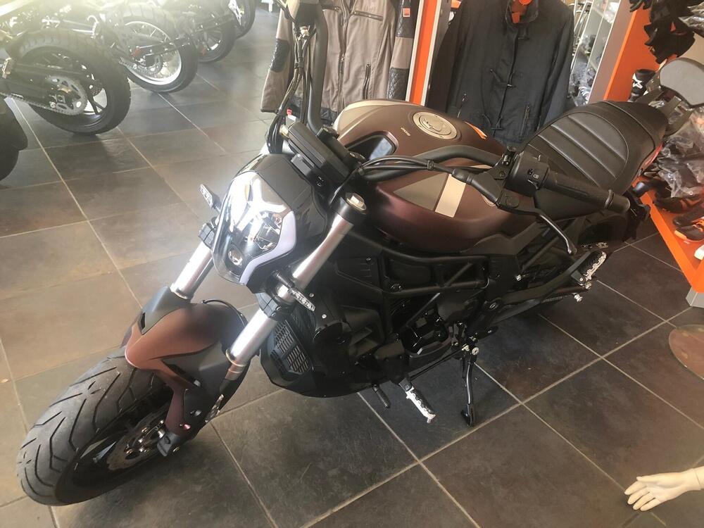 Benelli 502 C (2021 - 25) (2)