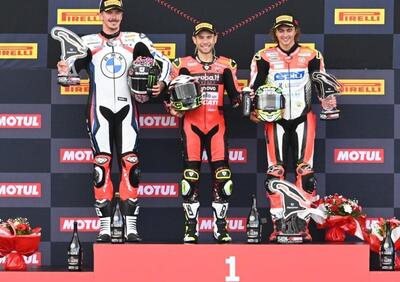 SBK 2022. GP di Francia a Magny Cours. Alvaro Bautista vince gara1 a Magny Cours