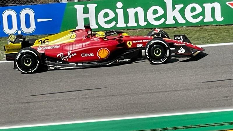 F1, GP Italia 2022: Leclerc riporta in pole la Ferrari a Monza, e fa esplodere la marea rossa