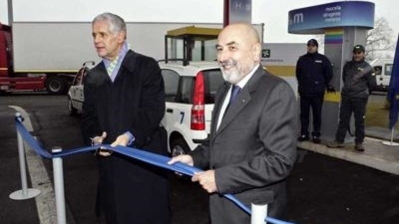 Quando la fisica non vale per i governanti, da Formigoni al Re di Svezia