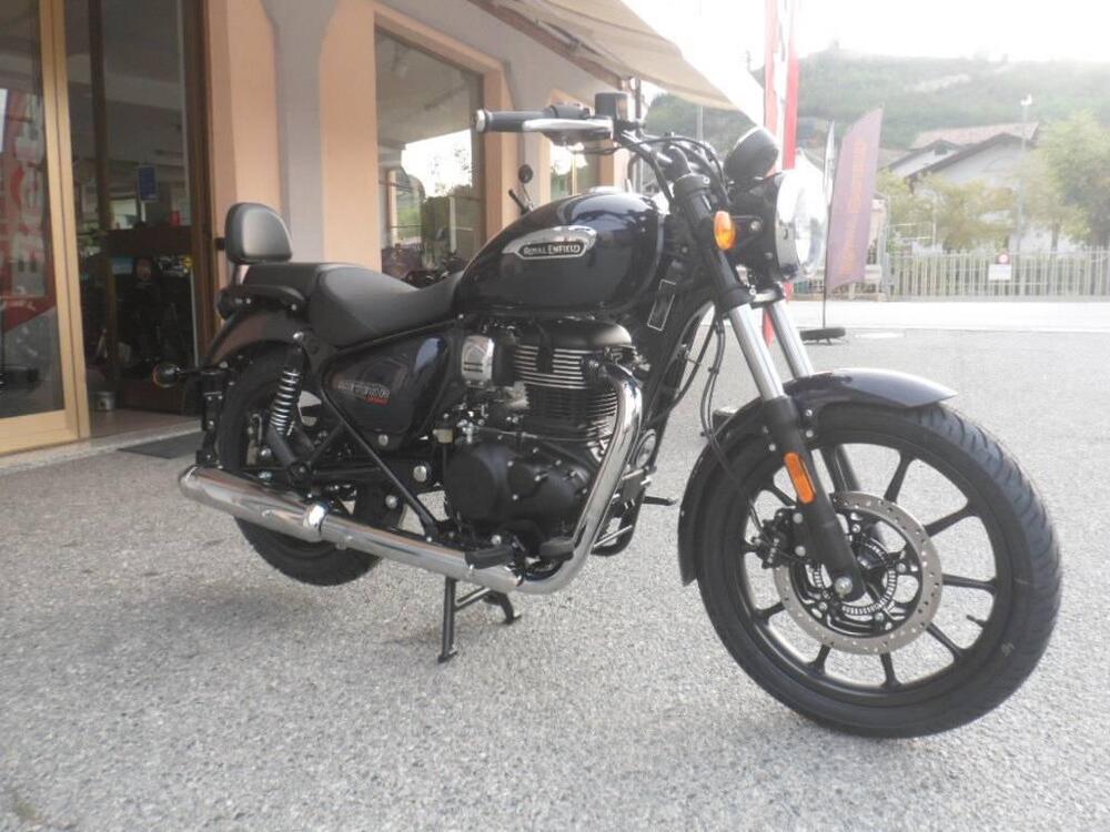 Royal Enfield Meteor 350 Stellar (2021 - 26) (7)