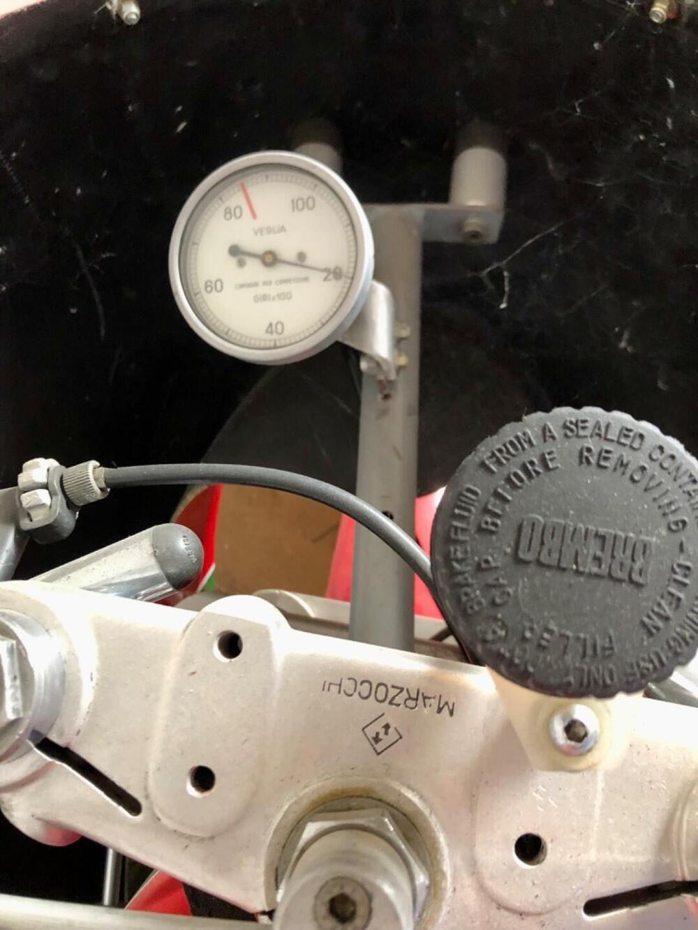 Ducati MHR 900 Replica (5)