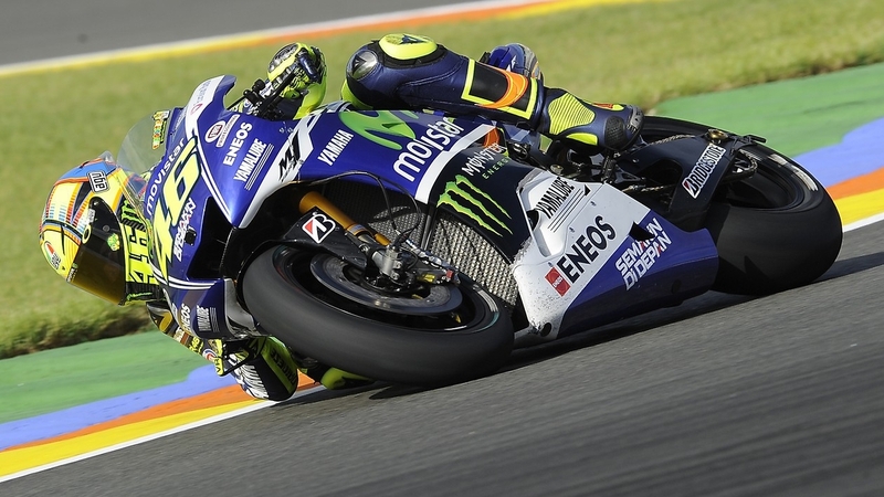 Rossi conquista la pole position a Valencia