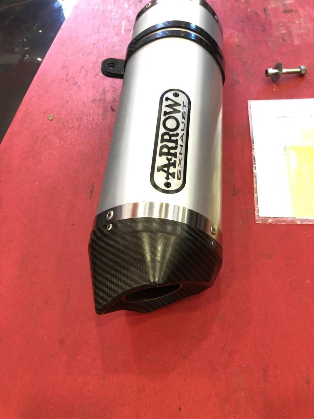 Arrow per Honda Integra 700/750 (2)