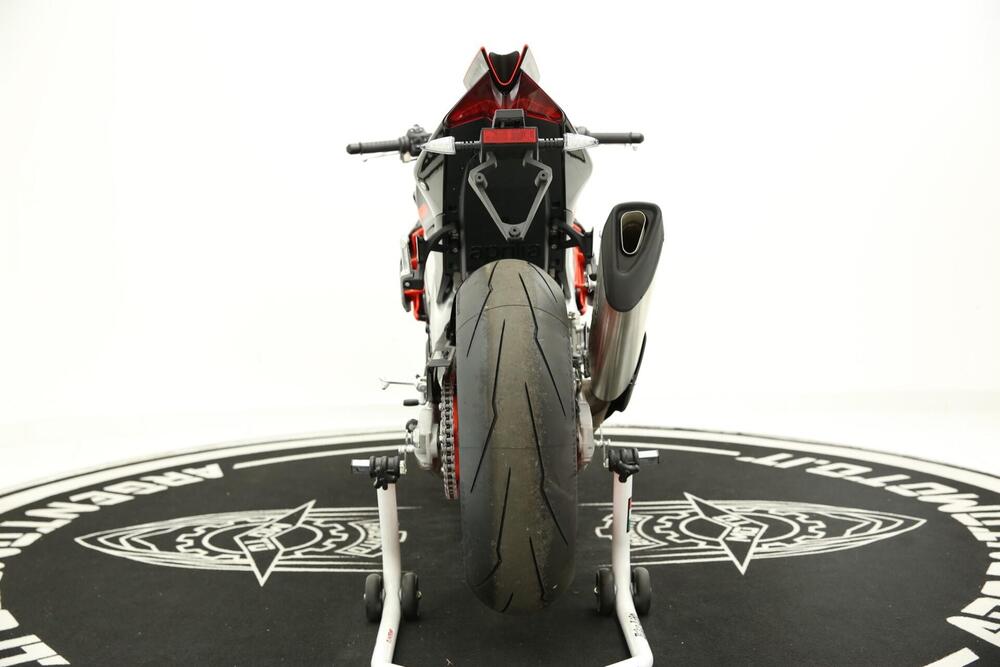 Aprilia Tuono V4 Factory (2021 - 24) (7)