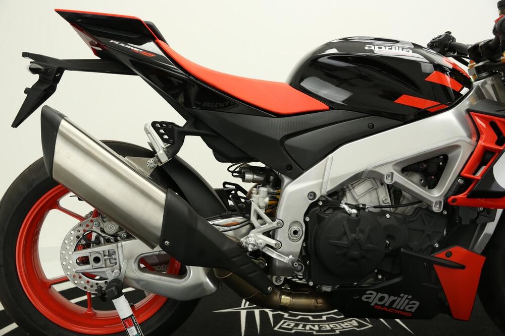 Aprilia Tuono V4 Factory (2021 - 24) (12)