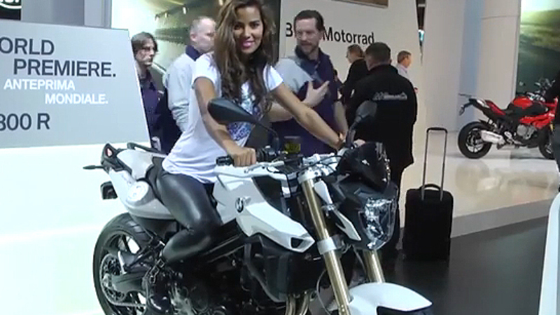 BMW F800R 2015, video EICMA 