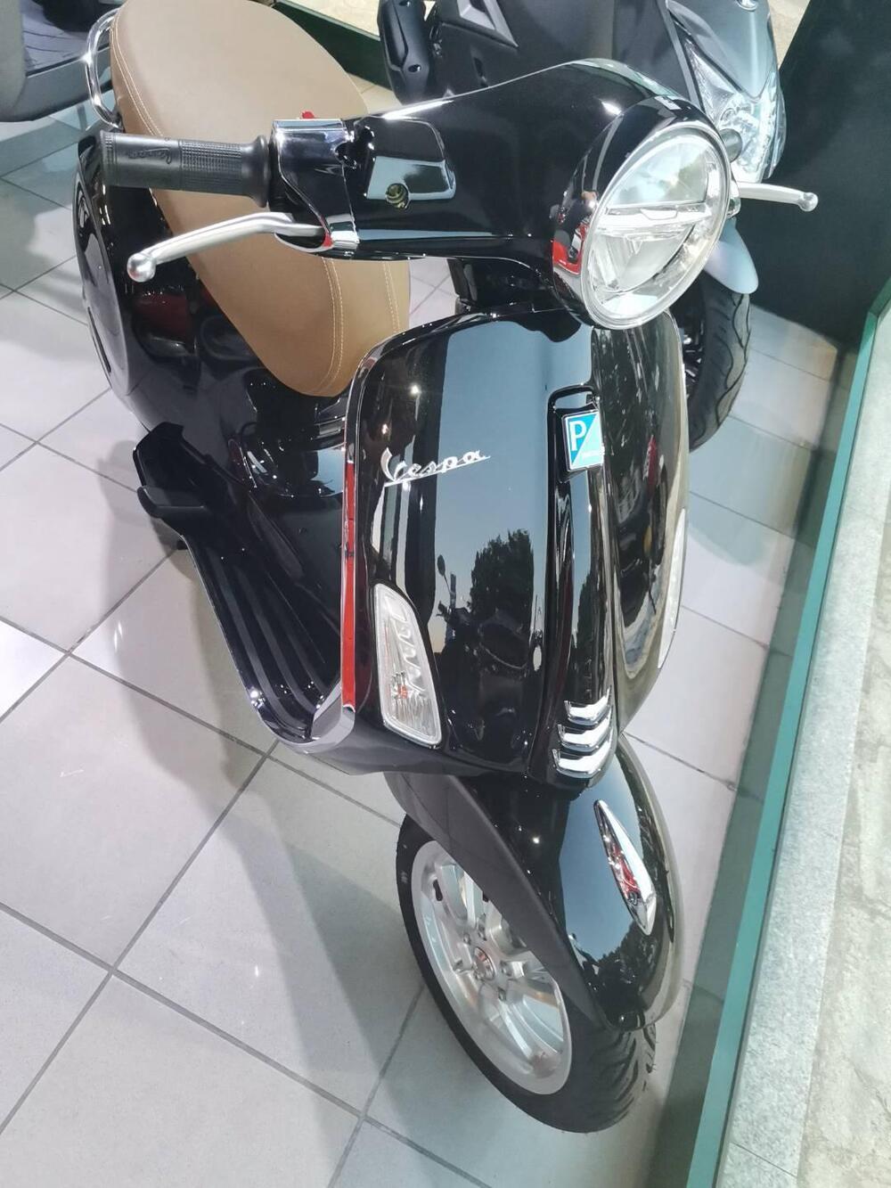 Vespa Primavera 125 (2024 - 25) (2)