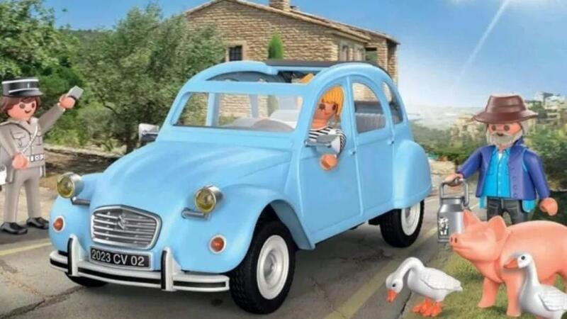 Torna la Citro&euml;n 2CV a febbraio 2023: Playmobil allarga il suo garage 