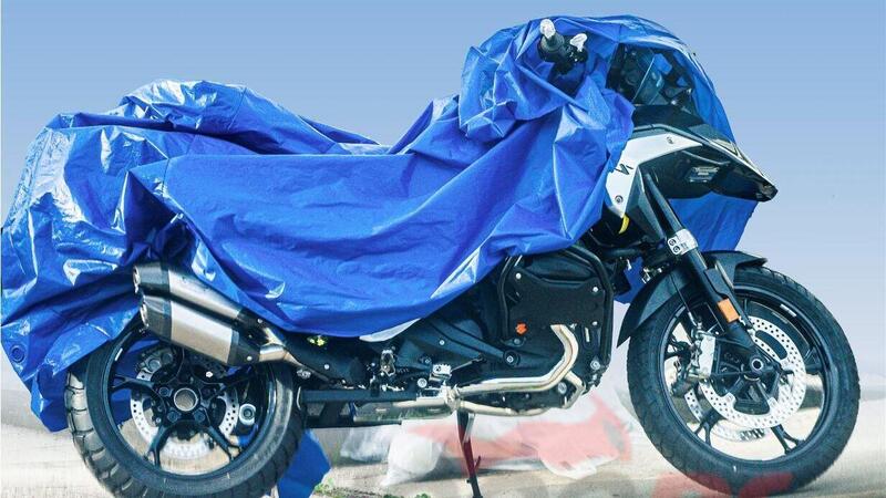 La nuova BMW R1300GS arriver&agrave; nel 2023? [Foto spia]