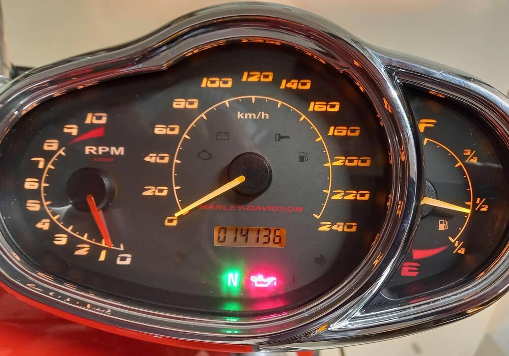 Harley-Davidson 1130 Street Rod (2005) - VRSCR (3)