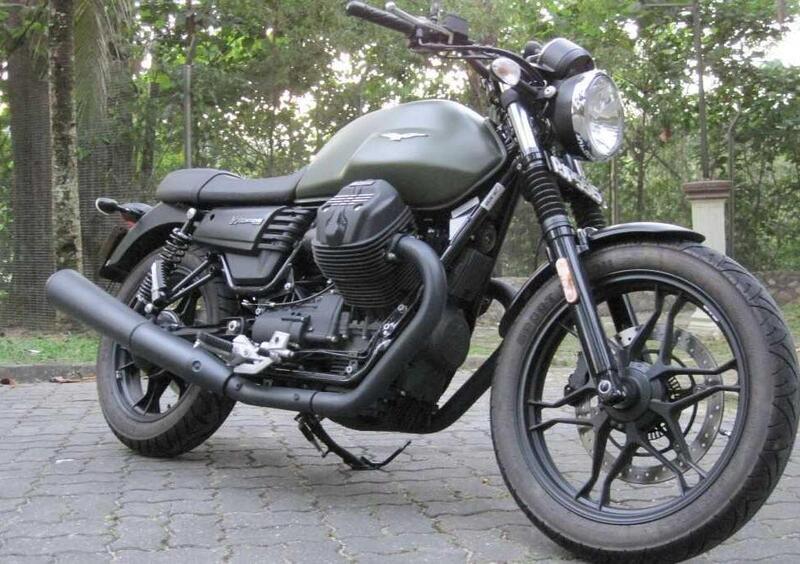 Moto Guzzi V7 V7 850 Stone Special Abs (2021)