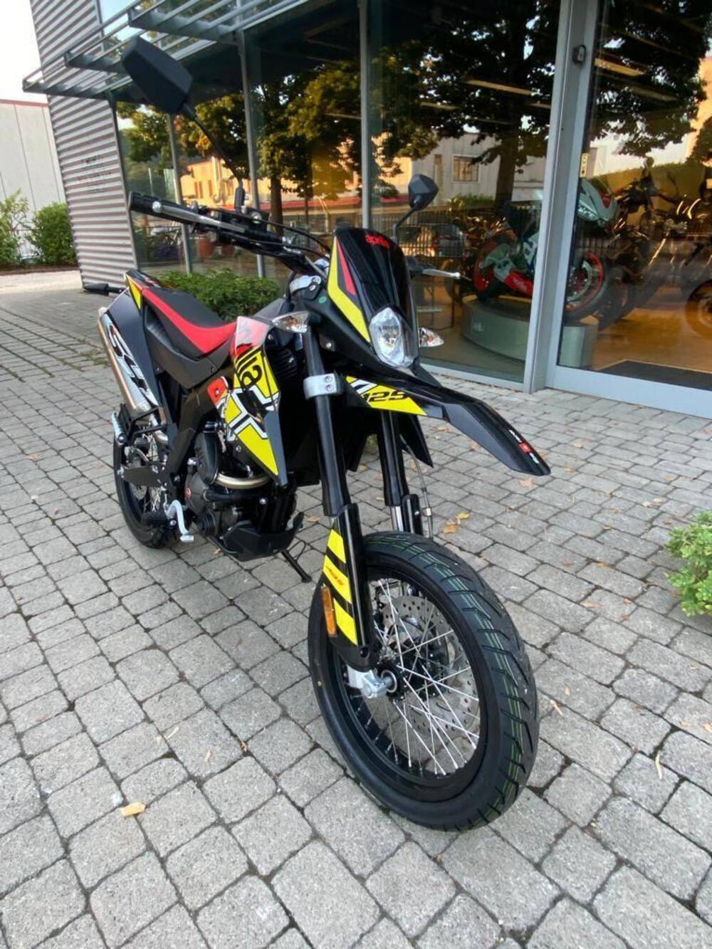 Aprilia SX 125 (2021 - 24) (15)