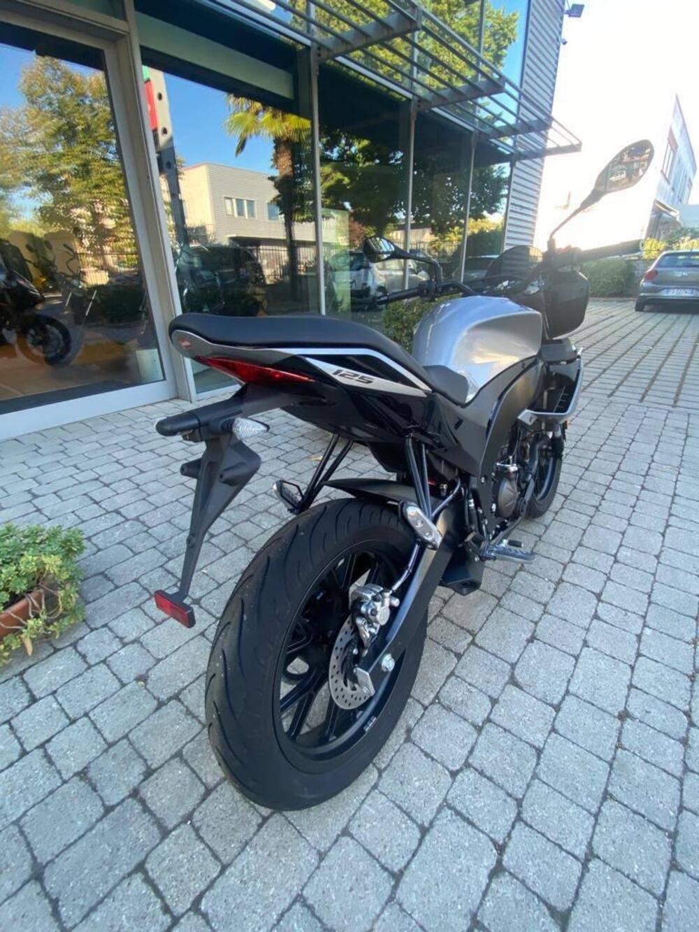 Aprilia Tuono 125 (2021 - 24) (3)