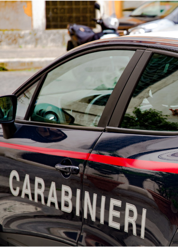 Vuole vendicarsi ma incendia l&#039;auto sbagliata, quella del carabiniere: ecco dov&#039;&egrave; successo 