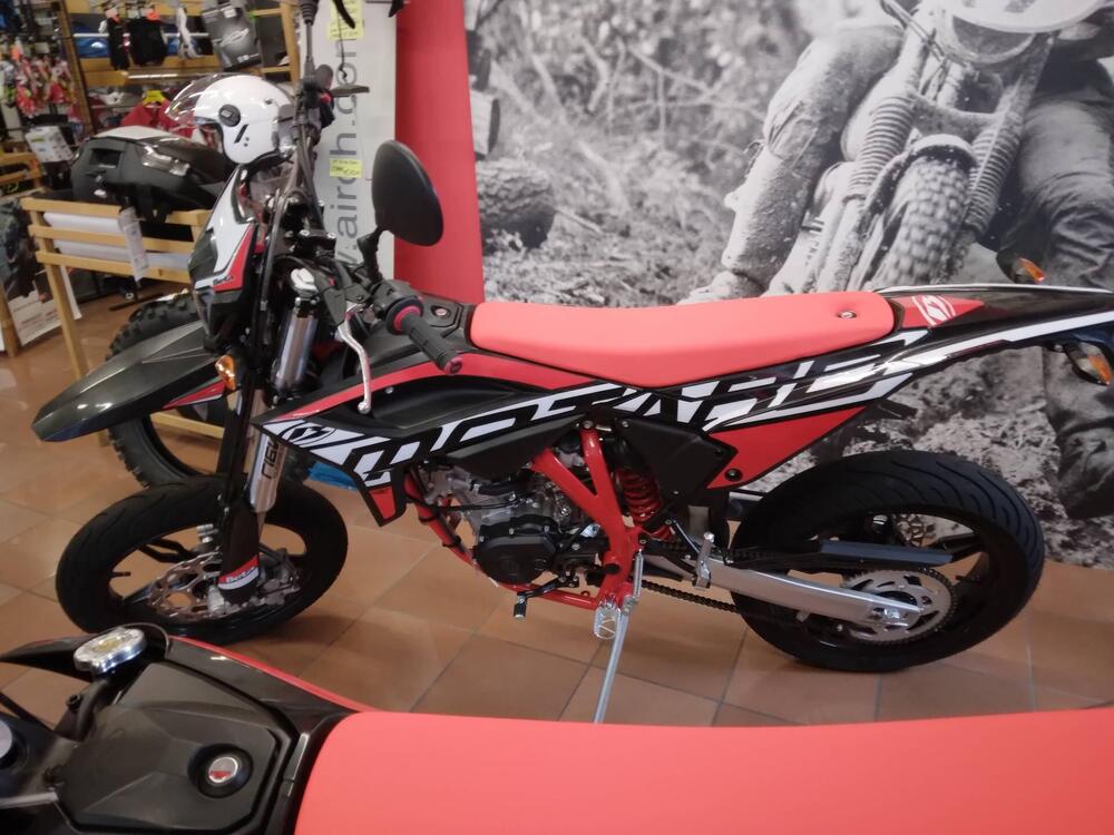 Betamotor RR 125 4T Motard LC (2021 - 23) (2)